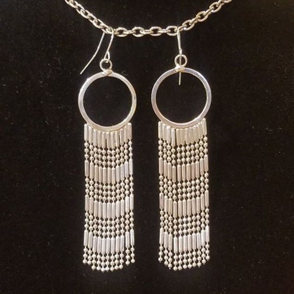 Jewelry - Silver beaded dangle earrings